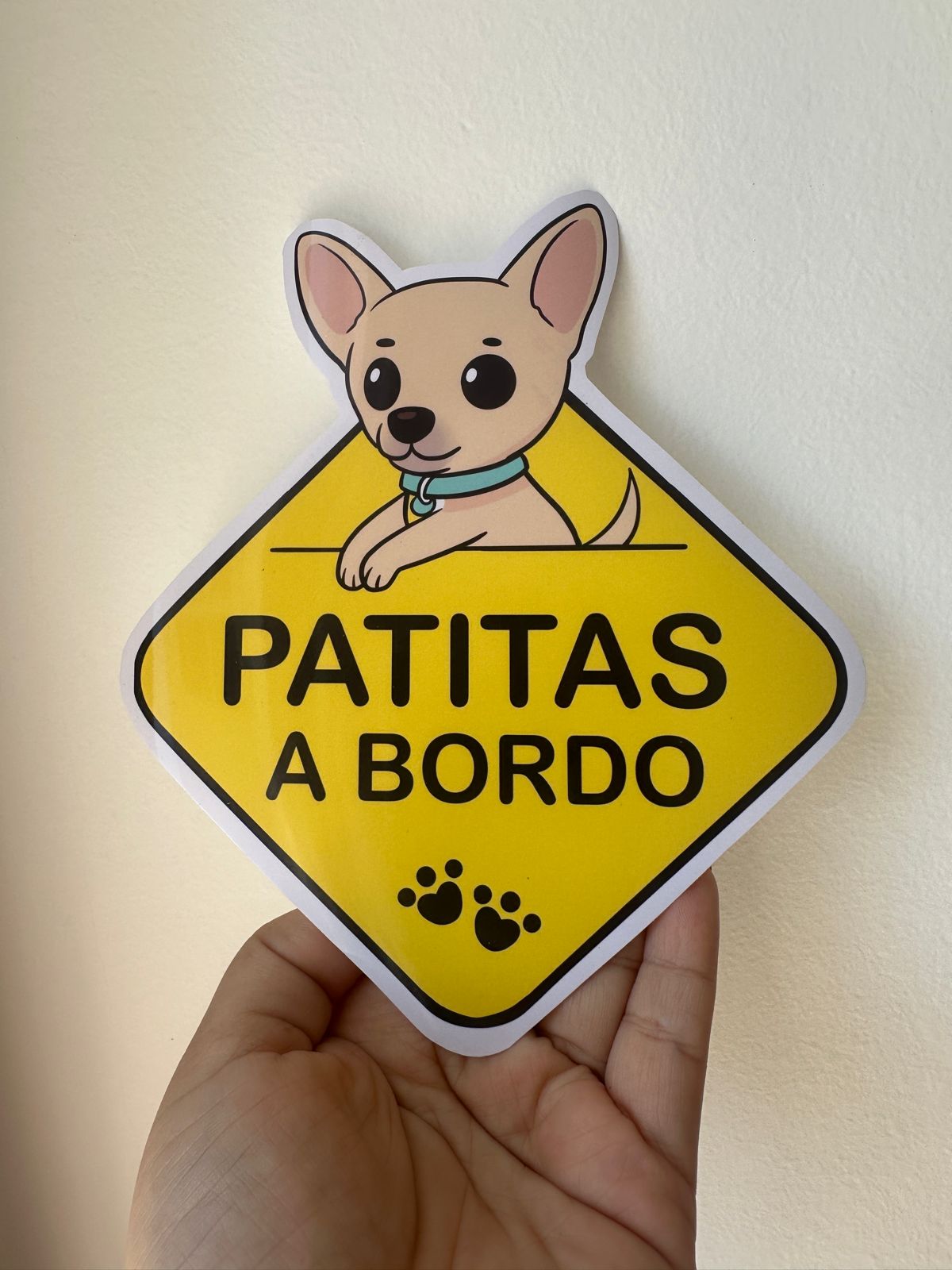 Paws on board - sticker Chihuahua